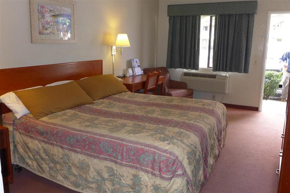 Good Nite Inn Camarillo Oda fotoğraf