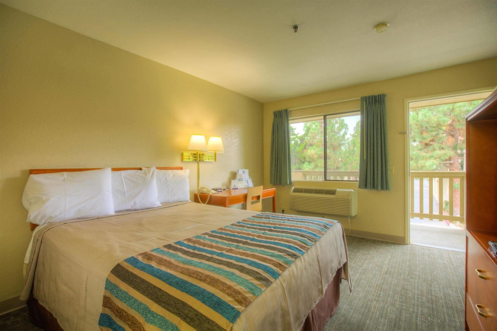 Good Nite Inn Camarillo Dış mekan fotoğraf